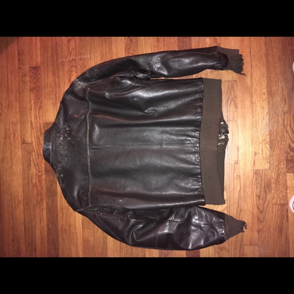 Vintage leather bomber jacket - Picture 2 of 7